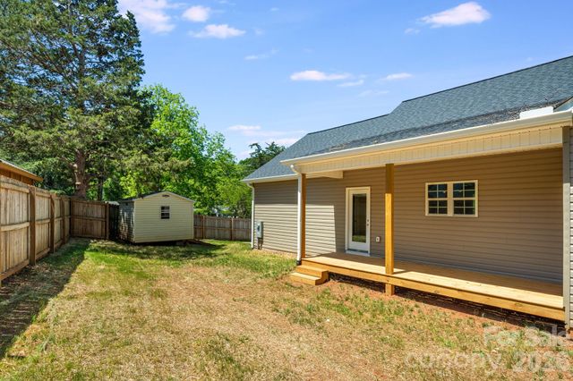 144 Georgia Avenue, Forest City, NC 28043