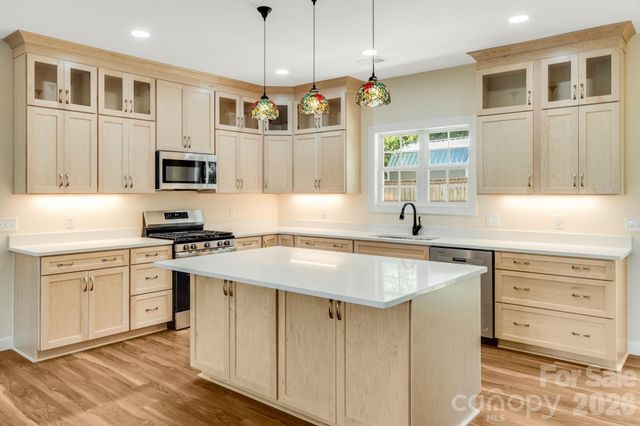 144 Georgia Avenue, Forest City, NC 28043