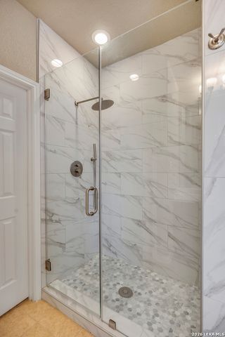 24050 Waterhole Ln, San Antonio, TX 78261