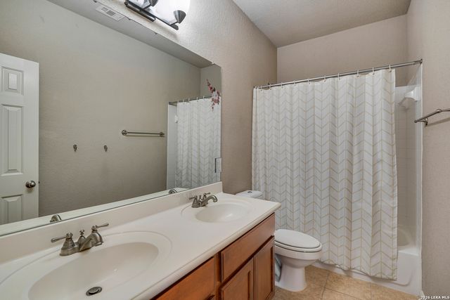 24050 Waterhole Ln, San Antonio, TX 78261