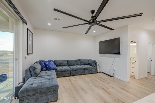25037 W CHAPAROSA Way, Wittmann, AZ 85361