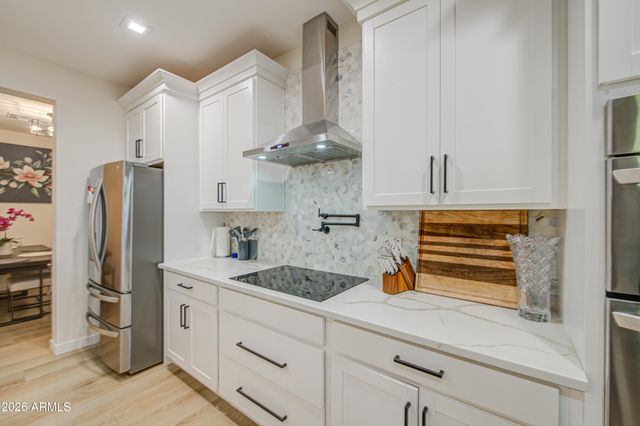 25037 W CHAPAROSA Way, Wittmann, AZ 85361