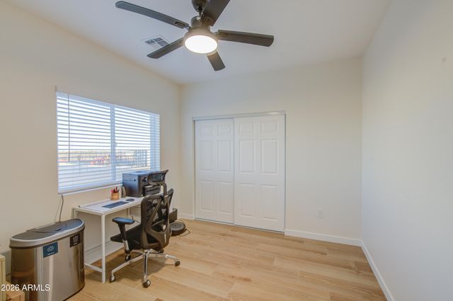 25037 W CHAPAROSA Way, Wittmann, AZ 85361