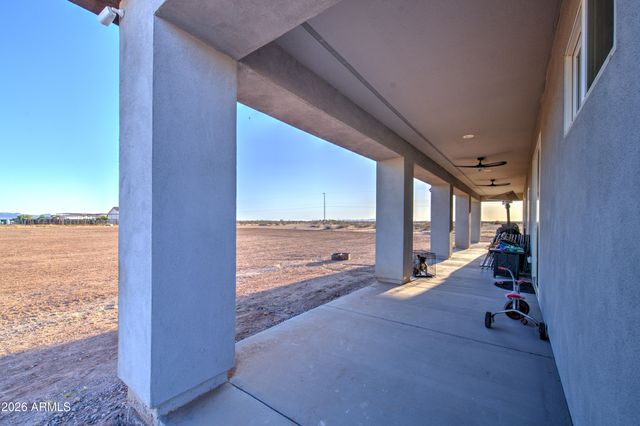 25037 W CHAPAROSA Way, Wittmann, AZ 85361