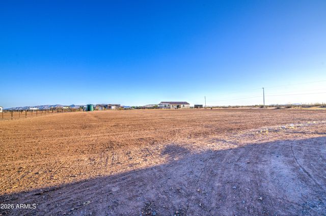 25037 W CHAPAROSA Way, Wittmann, AZ 85361