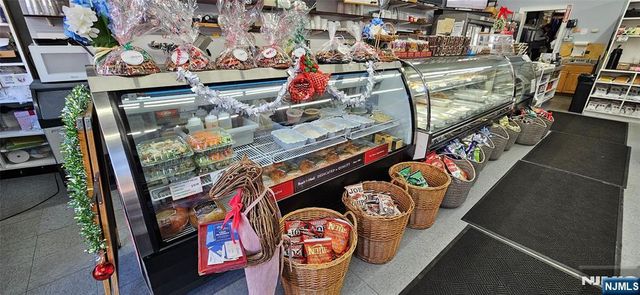 10 Washington Street, Tenafly, NJ 07670