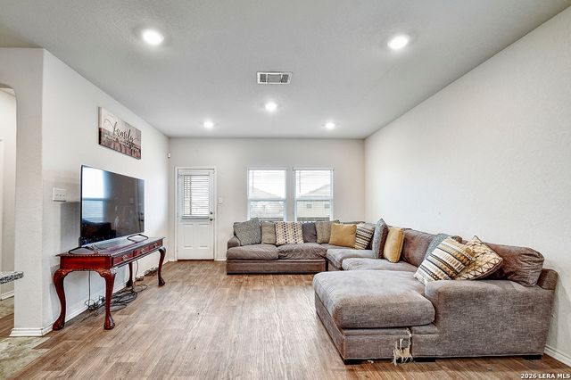 3207 ONION CREEK, San Antonio, TX 78245