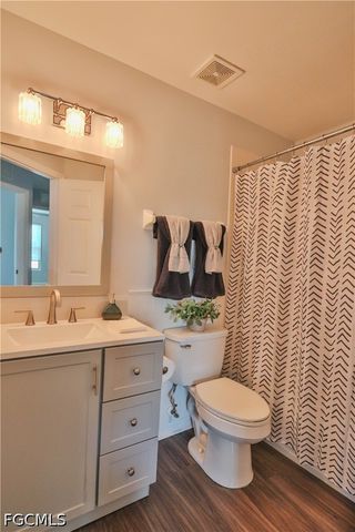 3630 Pine Oak CIR 105, Fort Myers, FL 33916