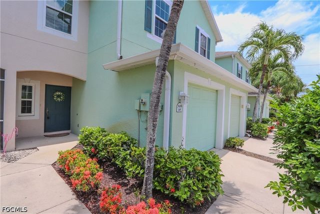 3630 Pine Oak CIR 105, Fort Myers, FL 33916