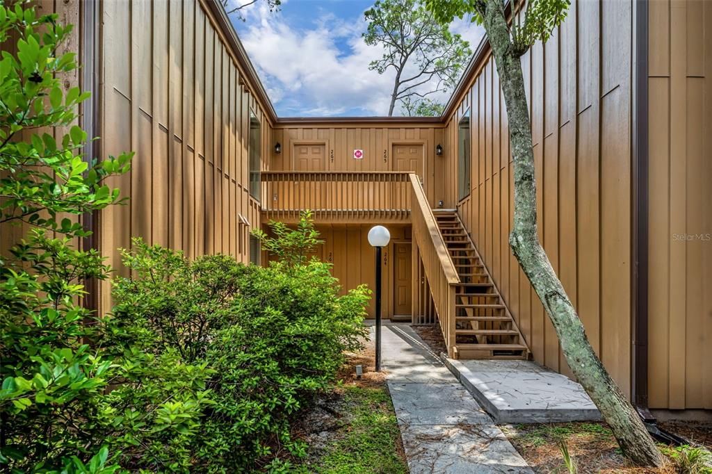 267 CROWN OAKS WAY 1, Longwood, FL 32779