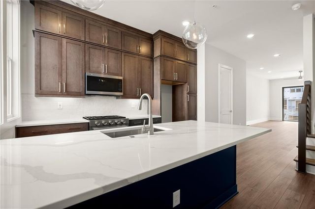642 Soul Alley 105, Alpharetta, GA 30009