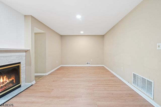 1304 Palley Ct, Bridgewater Twp., NJ 08807