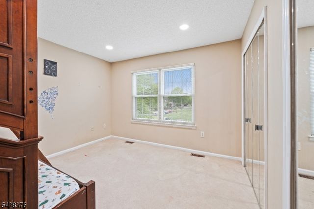 1304 Palley Ct, Bridgewater Twp., NJ 08807