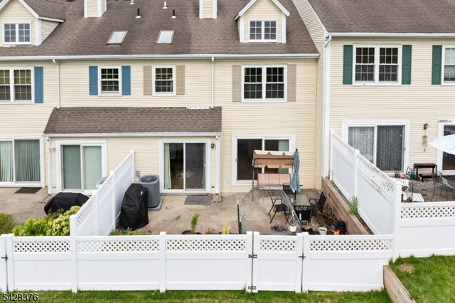 1304 Palley Ct, Bridgewater Twp., NJ 08807