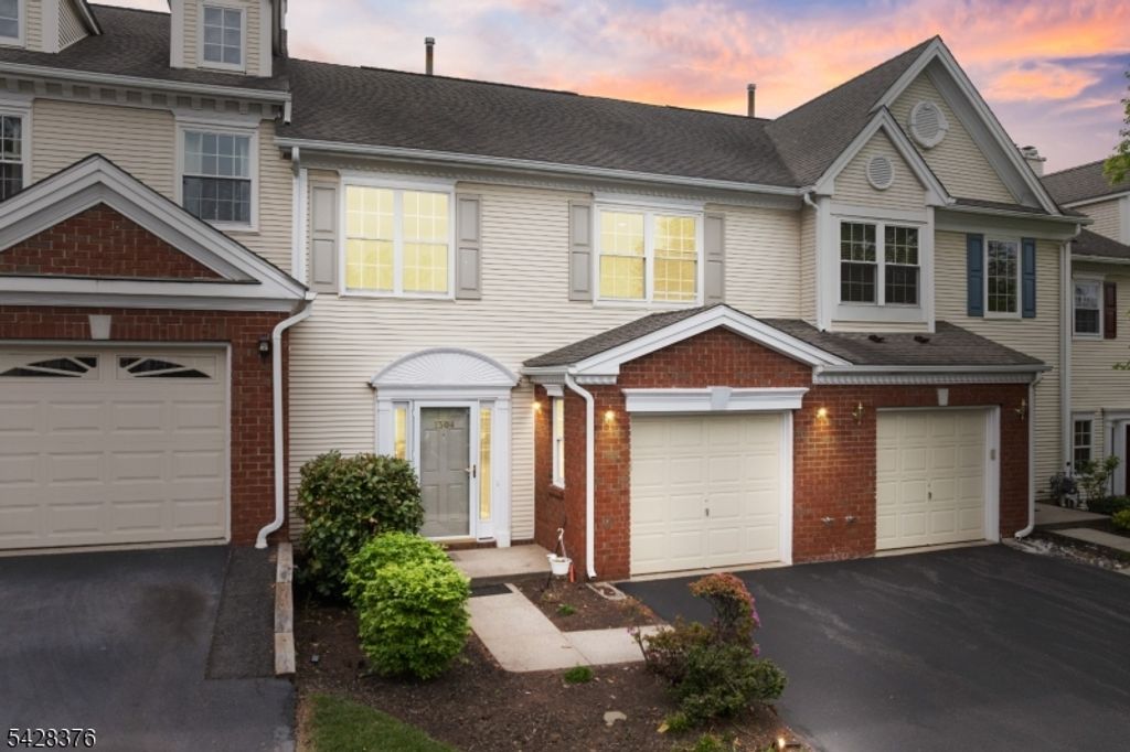1304 Palley Ct, Bridgewater Twp., NJ 08807
