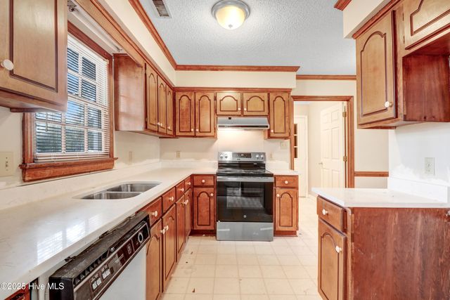 504 Gold Leaf Drive, Goldsboro, NC 27534