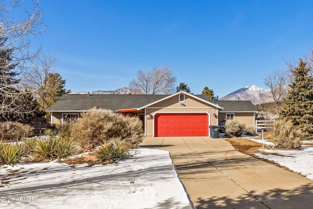 8980 Crystal View Lane, Flagstaff, AZ 86004