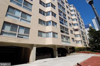 922 24TH ST NW #718, Washington, DC 20037