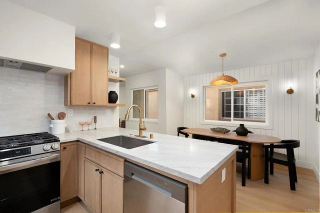 1209 Stanford Ave, Redondo Beach, CA 90278