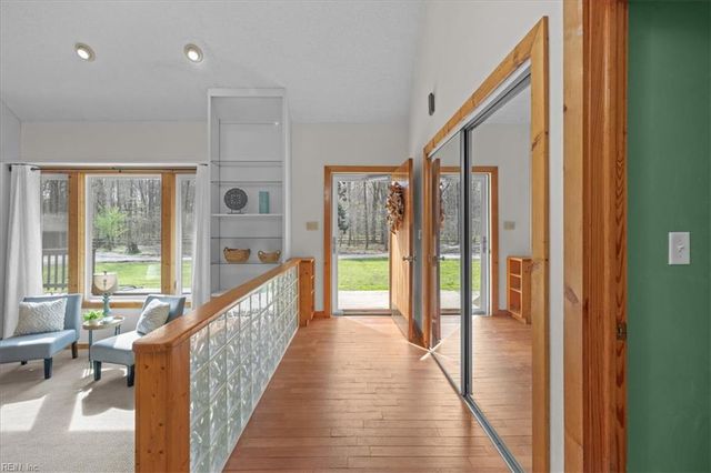 715 Paula DR, Chesapeake, VA 23322