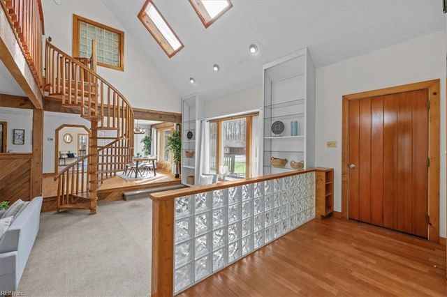 715 Paula DR, Chesapeake, VA 23322