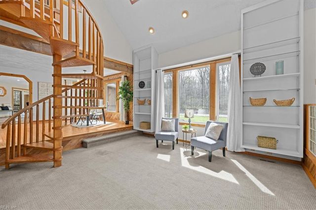 715 Paula DR, Chesapeake, VA 23322