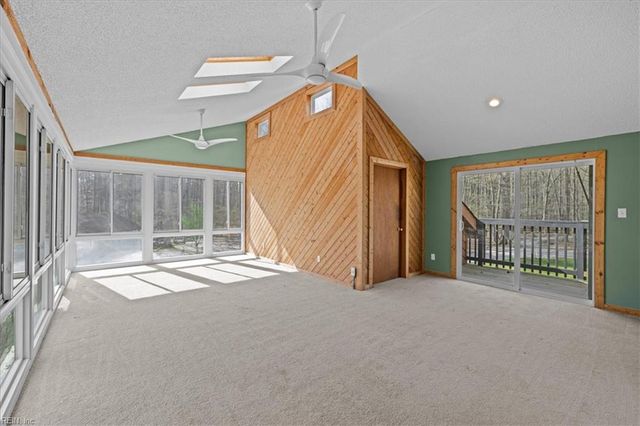 715 Paula DR, Chesapeake, VA 23322