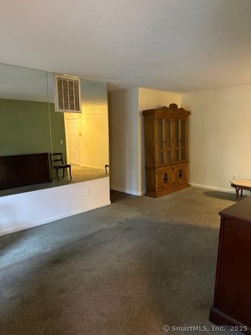 365 Mather Street 43, Hamden, CT 06514