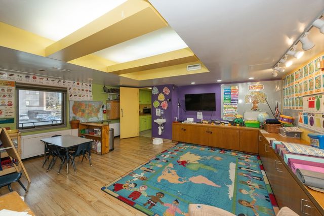 400 E Randolph Street 2NDFLOOR6B, Chicago, IL 60601