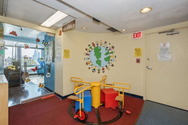 400 E Randolph Street 2NDFLOOR6B, Chicago, IL 60601