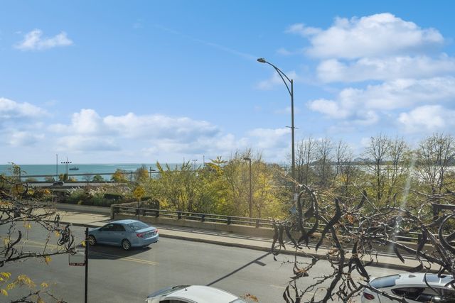 400 E Randolph Street 2NDFLOOR6B, Chicago, IL 60601
