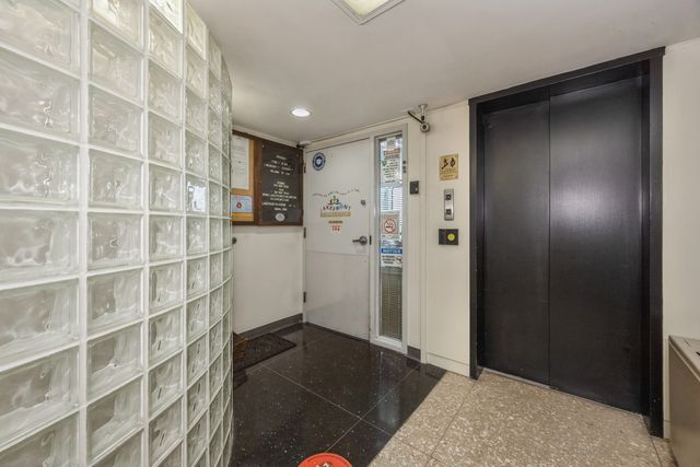 400 E Randolph Street 2NDFLOOR6B, Chicago, IL 60601