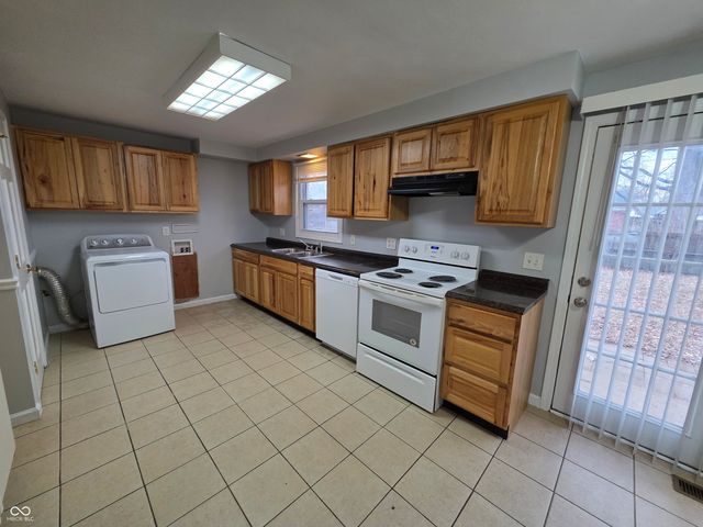 1936 Heather Court, Indianapolis, IN 46229