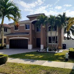 6913 SW 163rd Pl 6913, Miami, FL 33193