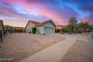 9907 N Longford Drive, Tucson, AZ 85742