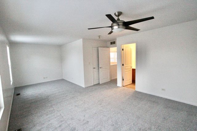 2711 Neubauer Circle, Lindenhurst, IL 60046