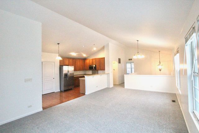 2711 Neubauer Circle, Lindenhurst, IL 60046