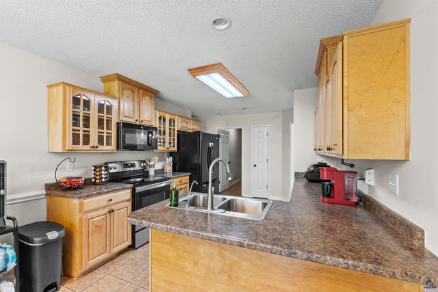 125 Emberly Lane, Warner Robins, GA 31088