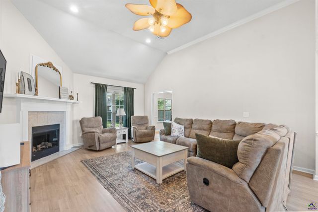 125 Emberly Lane, Warner Robins, GA 31088