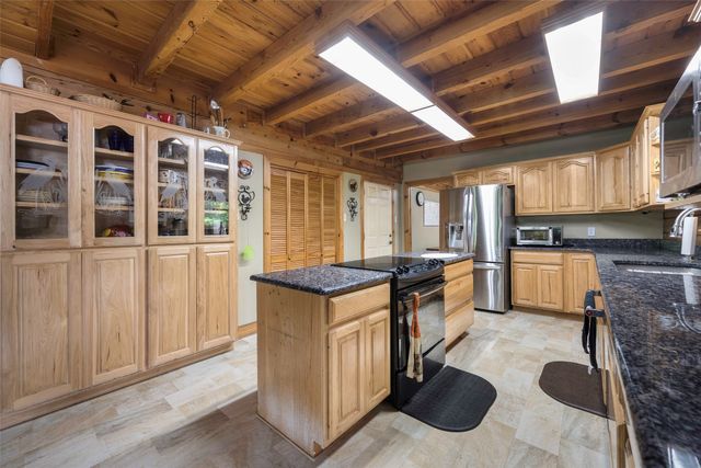 1003 Vz County Road 3211, Wills Point, TX 75169