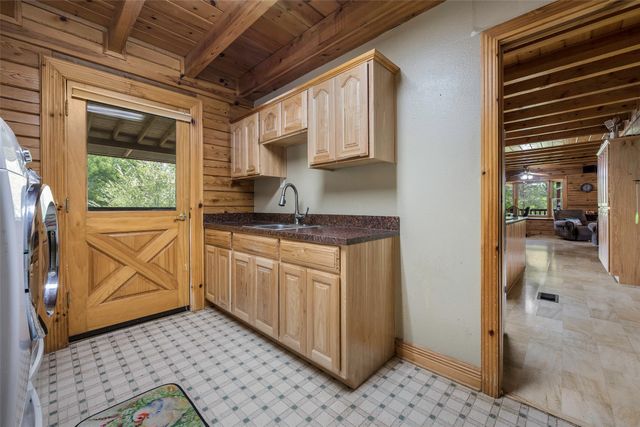 1003 Vz County Road 3211, Wills Point, TX 75169