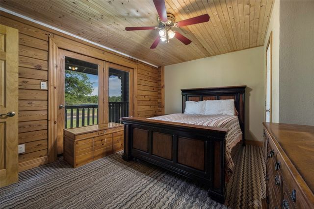 1003 Vz County Road 3211, Wills Point, TX 75169