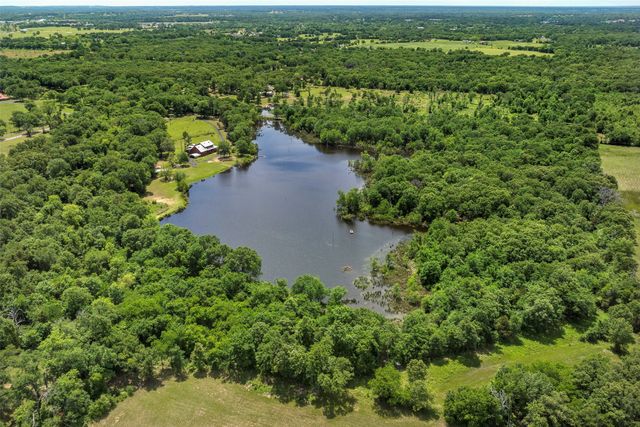 1003 Vz County Road 3211, Wills Point, TX 75169