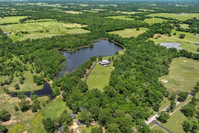 1003 Vz County Road 3211, Wills Point, TX 75169