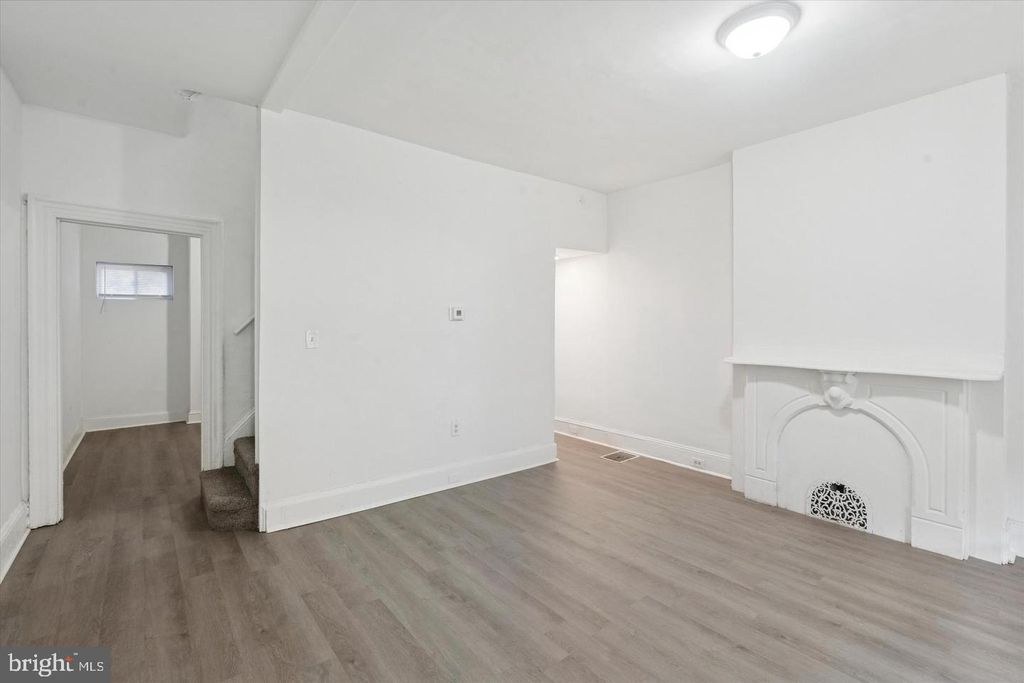 2329 W THOMPSON ST, PHILADELPHIA, PA 19121 — photo 3