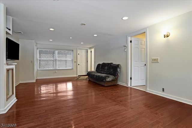 9 Fairway Trl, Sparta Twp., NJ 07871