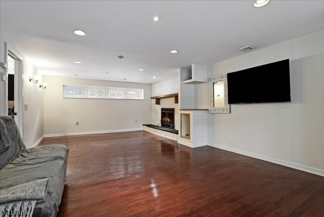 9 Fairway Trl, Sparta Twp., NJ 07871