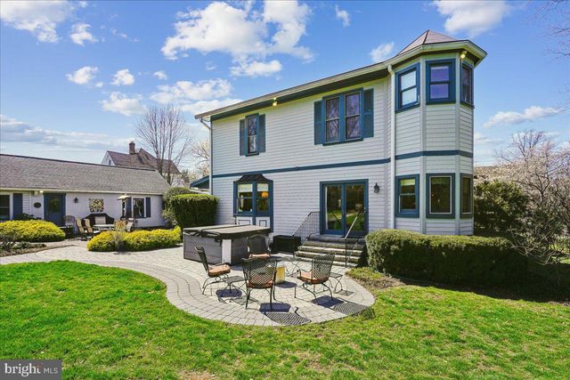 12 WALL ST, Rockville, MD 20850