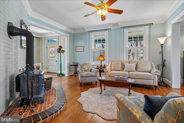 12 WALL ST, Rockville, MD 20850