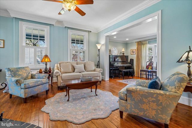 12 WALL ST, Rockville, MD 20850